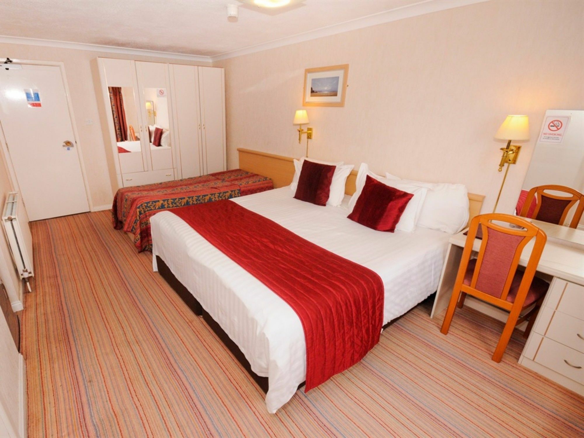 Denewood Hotel Bournemouth Exterior foto